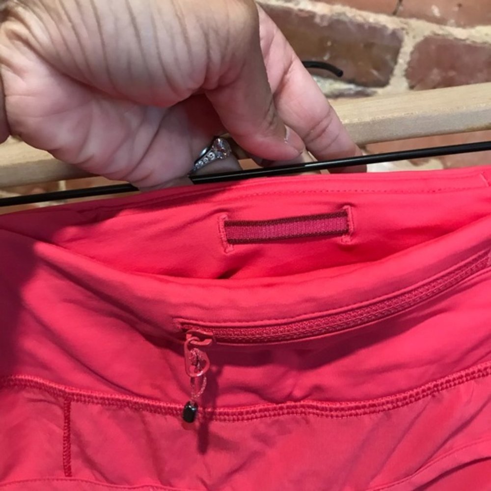 Lululemon Speed Short 2.5" Boom Juice Size 10 - Picture 6 of 8